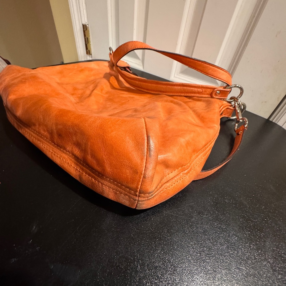 Coach poppy tangerine Orange Leather Crossbody / shoulder Bag 19788 - Picture 9 of 10